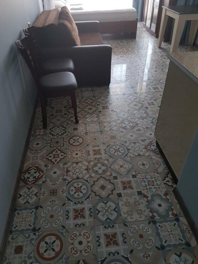 Apartment Lotos Batumi 72 Exterior photo