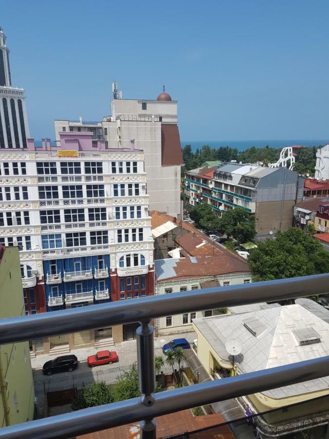 Apartment Lotos Batumi 72 Exterior photo
